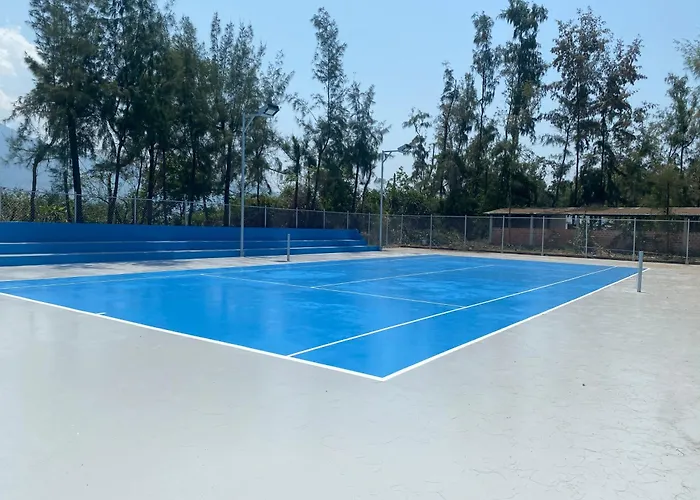Lang Co Beach Resort