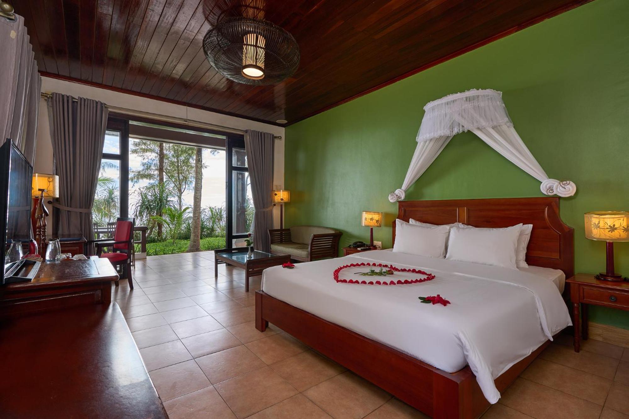 Lang Co Beach Resort 4* Lang Co